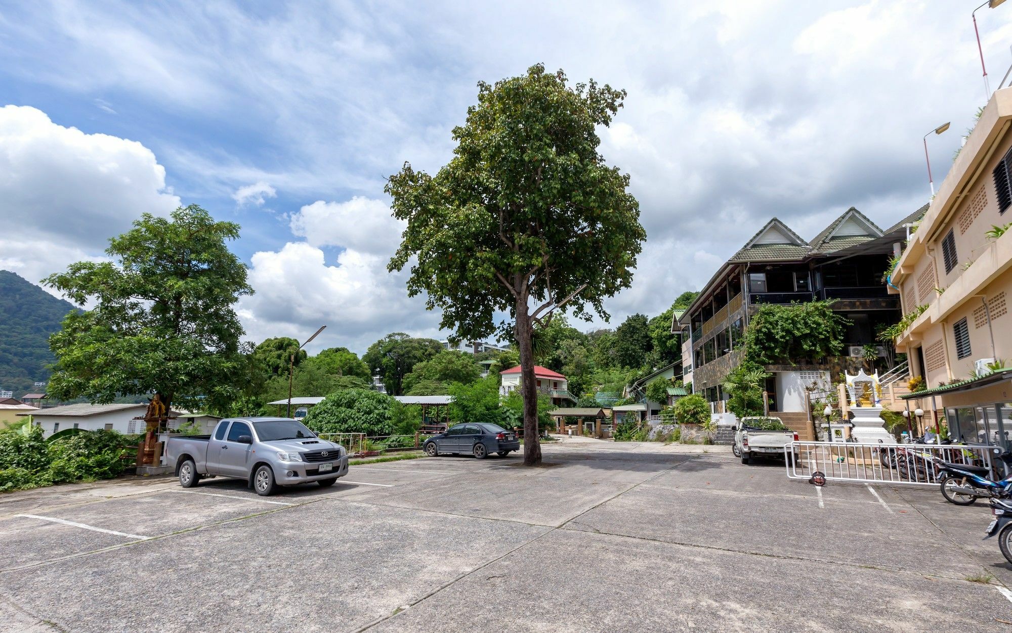 Patong 7Days Premium Hotel Phuket Esterno foto