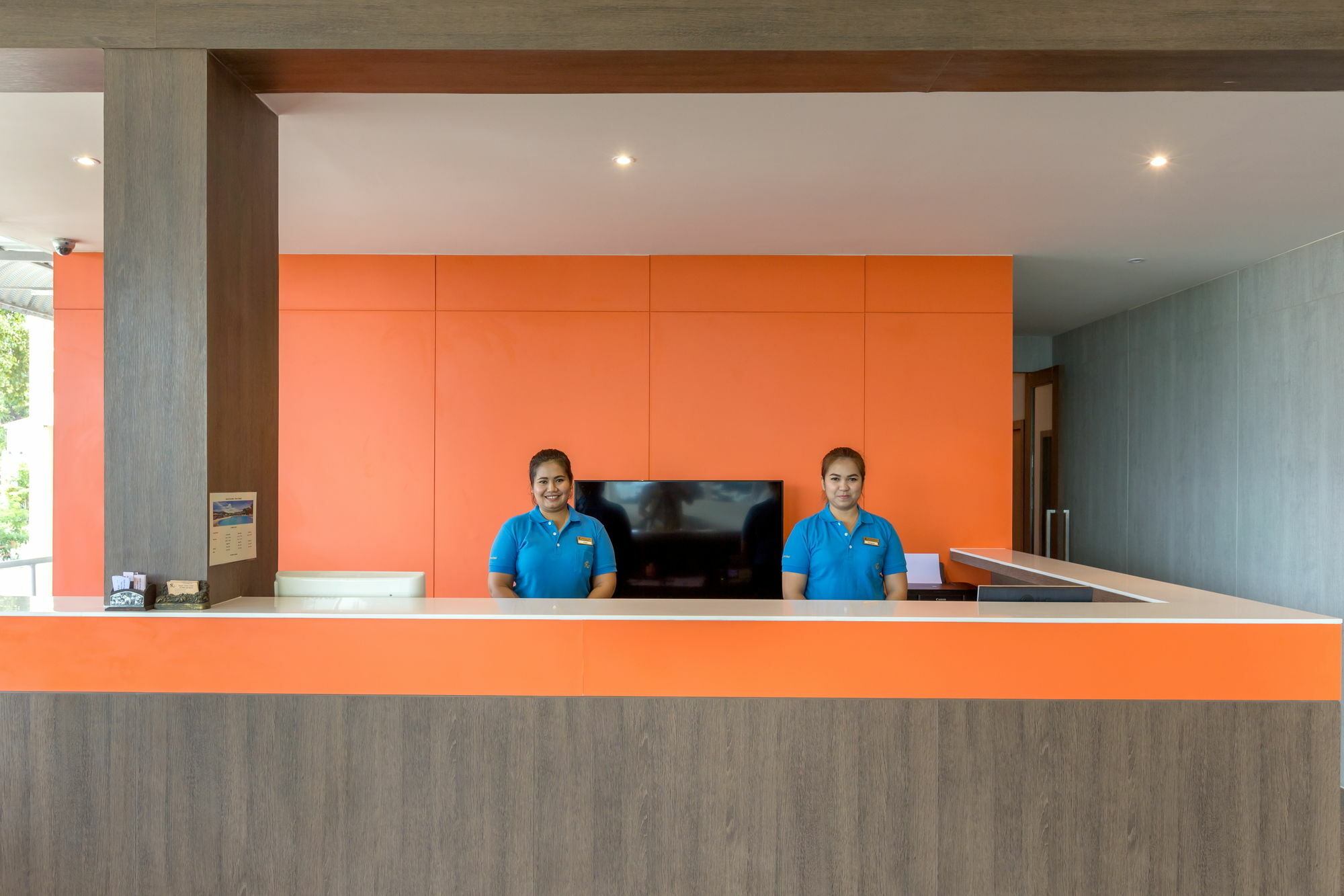 Patong 7Days Premium Hotel Phuket Esterno foto